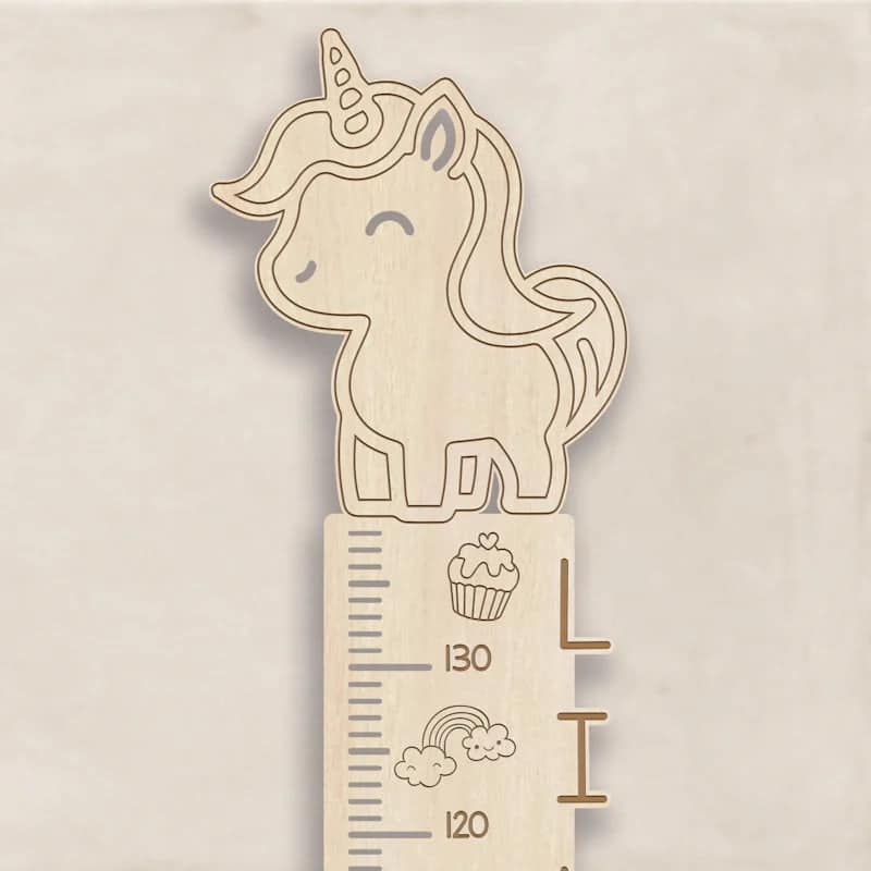 NYHED Enhjørning højdemåler med navn - Birkefiner / Ingen tape / Ja tak (+99kr)